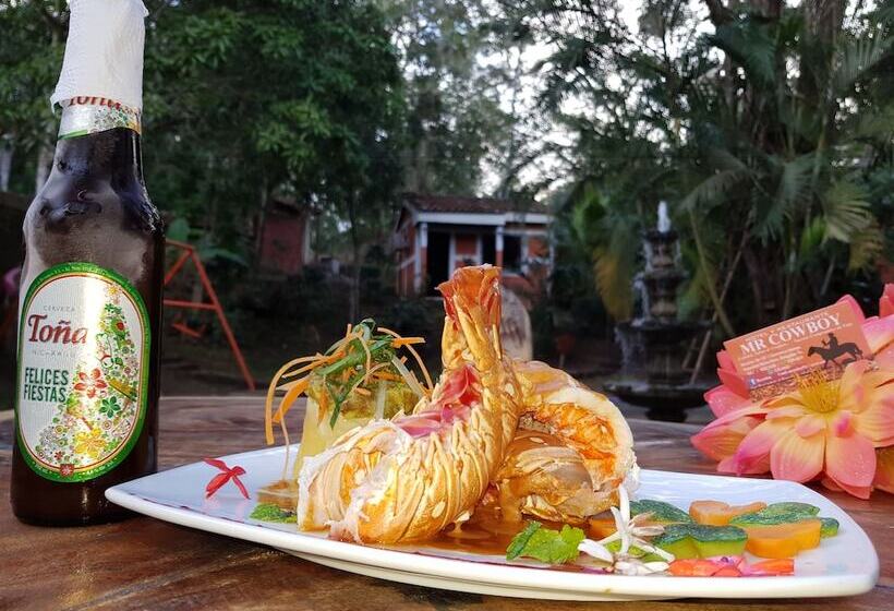 Mr Cowboy Hotel Y Restaurante