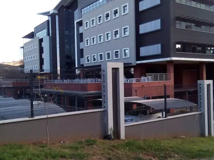 پانسیون Crisovik Guest House