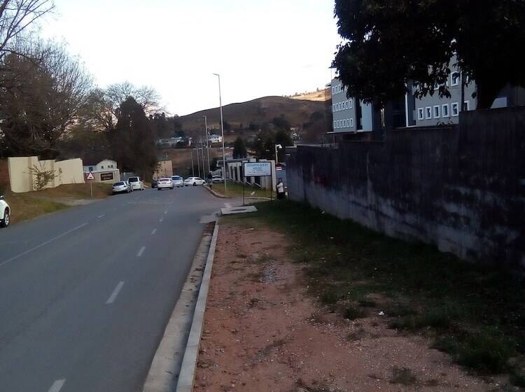 پانسیون Crisovik Guest House