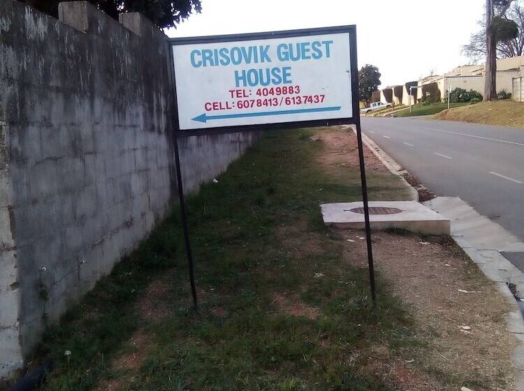 پانسیون Crisovik Guest House