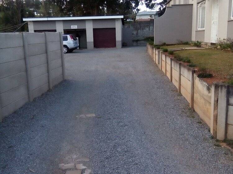 پانسیون Crisovik Guest House