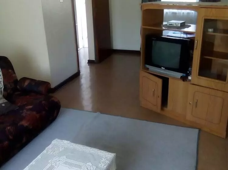 پانسیون Crisovik Guest House