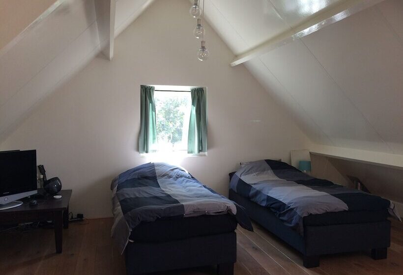 بنسيون Green Garden House