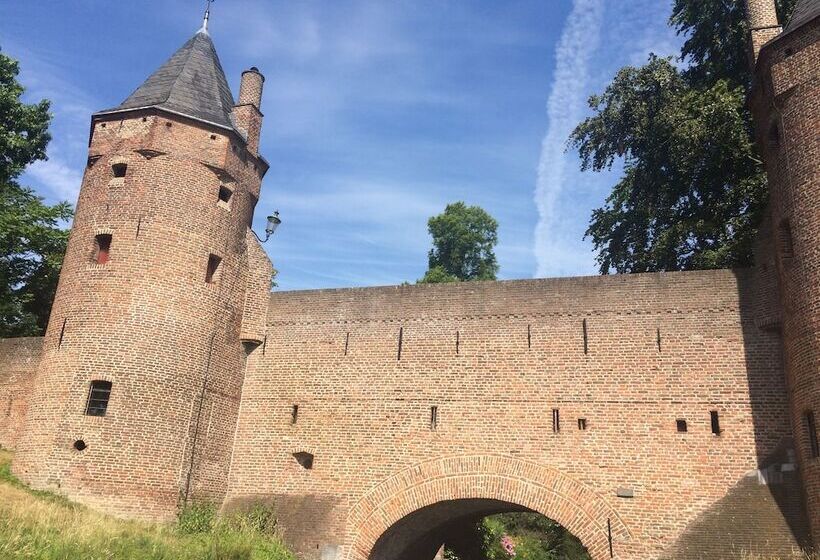 بنسيون Green Garden House