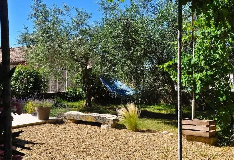 Majatalo Le Jas Vieux