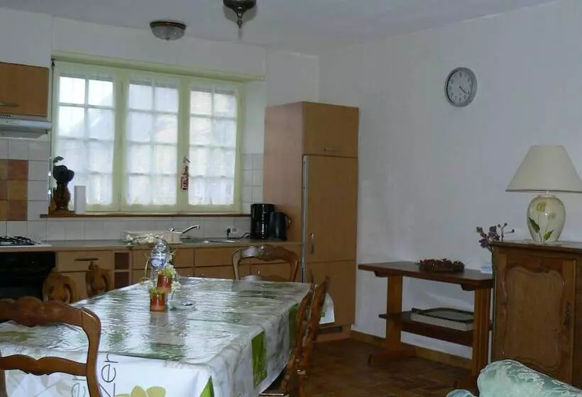 Majatalo Le Logis De Mousterlin