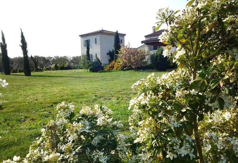 膳宿费 Le Mas D'emilie