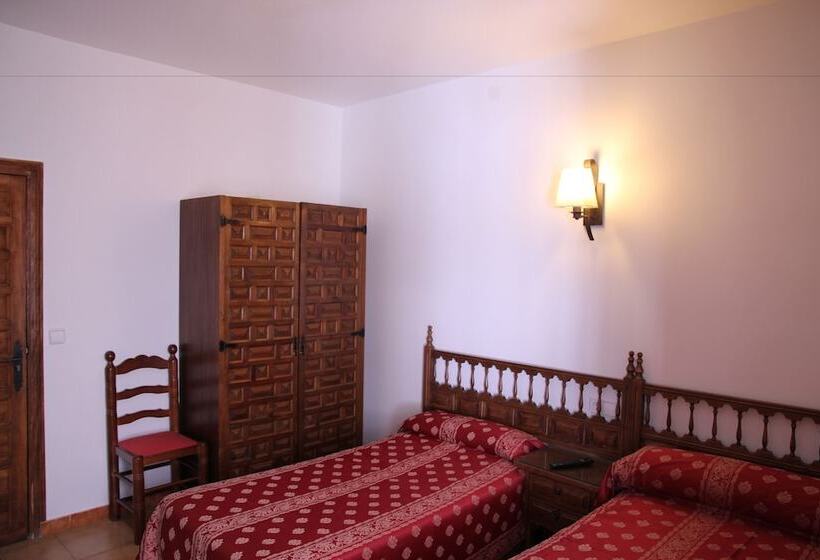 پانسیون Posada San Julián