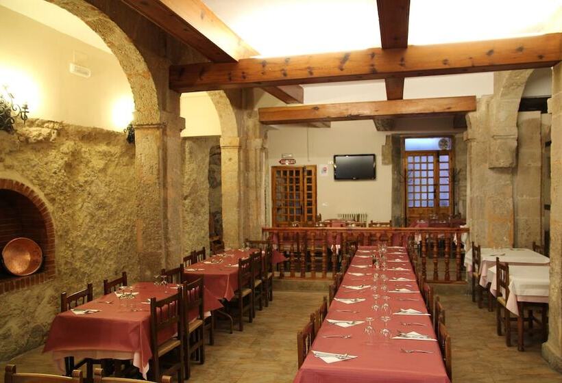 پانسیون Posada San Julián