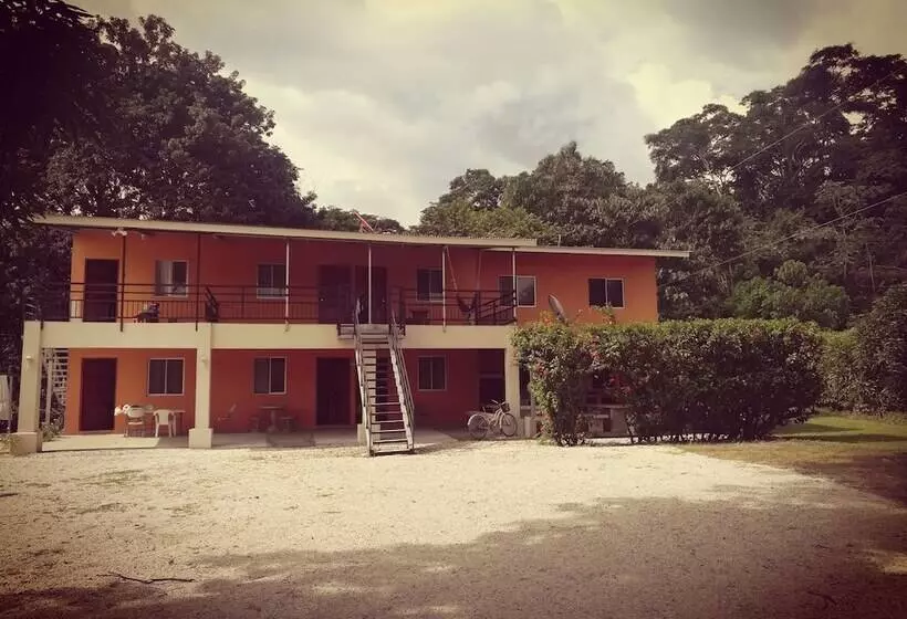 Vista Linda Lodge   Hostel