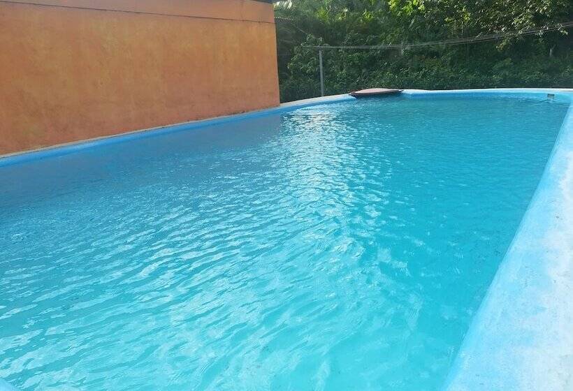 Vista Linda Lodge   Hostel