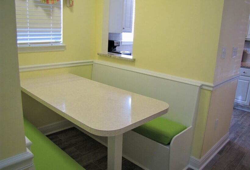 Windancer Cottages By Crystal Waters