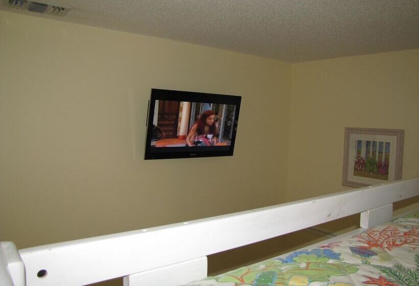 Windancer Cottages By Crystal Waters