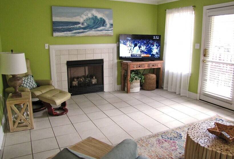 Windancer Cottages By Crystal Waters