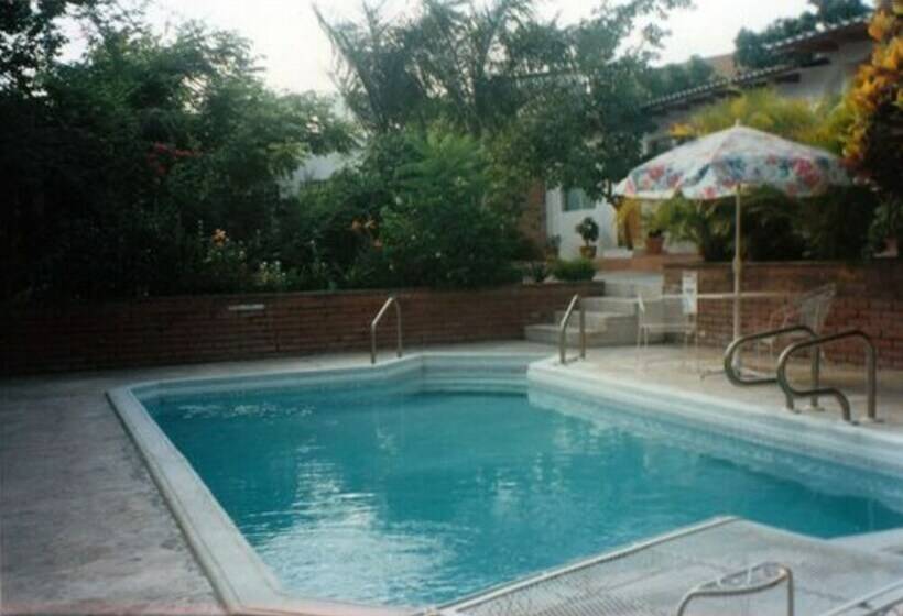 Bed and Breakfast Econo Guest House