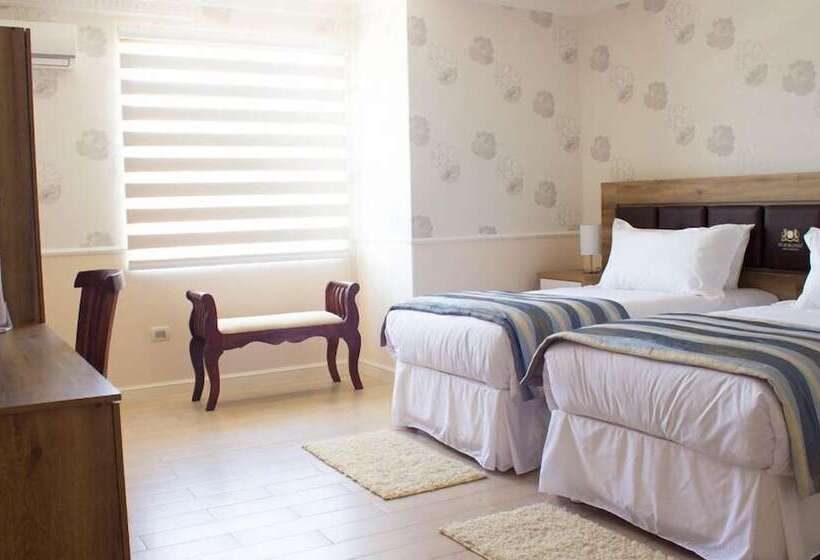 ホテル Boutique Normandi