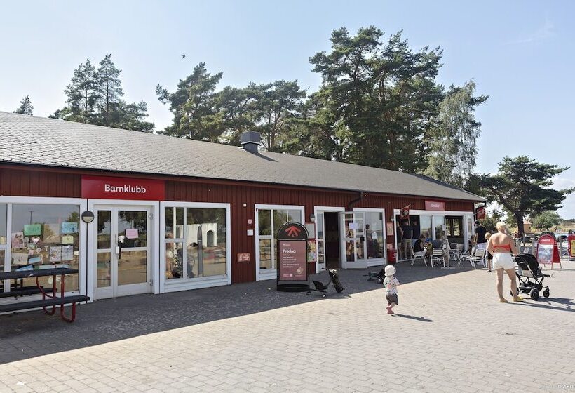 Hotel First Camp Ekerum