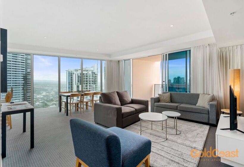 Отель Gold Coast Private Apartments