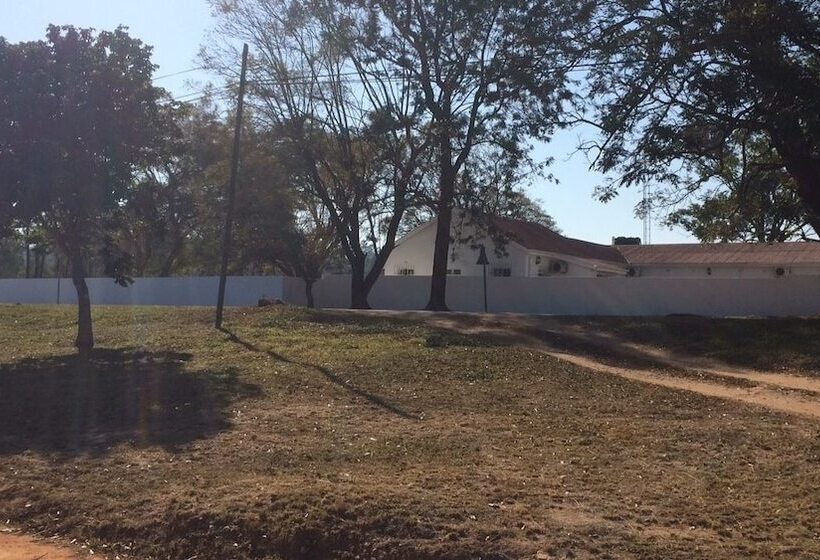 هتل Highlands Inn