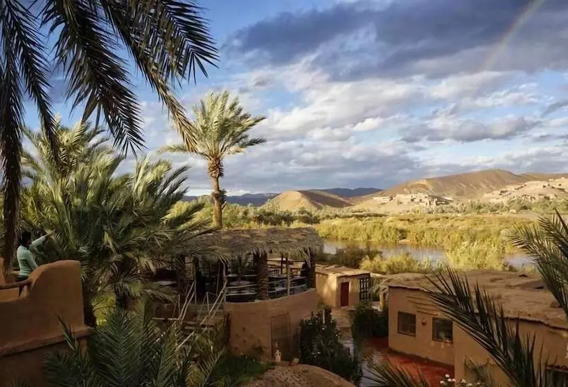 Hotelli Lodge Hara Oasis