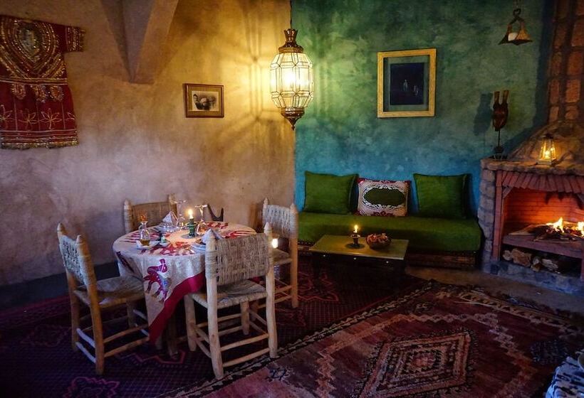 Отель Lodge Hara Oasis