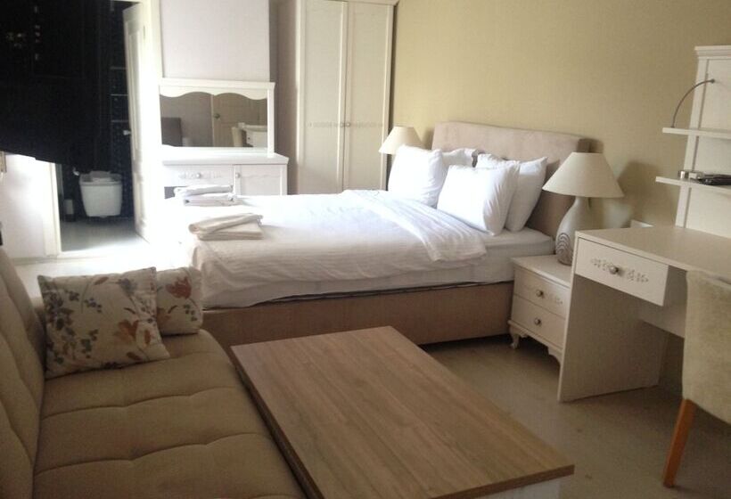 هتل Marina Boutique