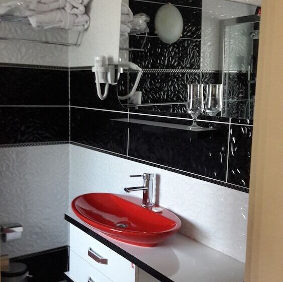 هتل Marina Boutique