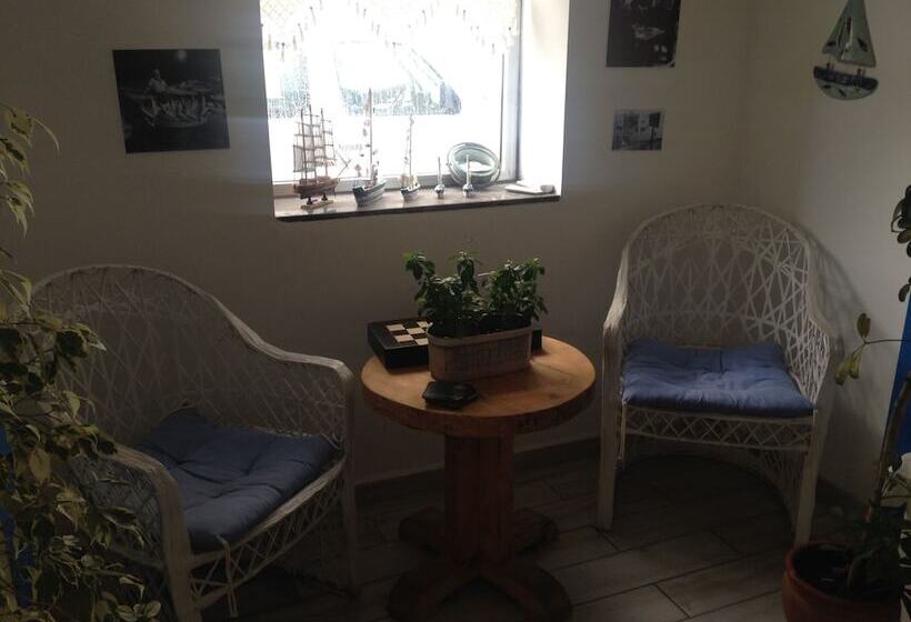 هتل Marina Boutique