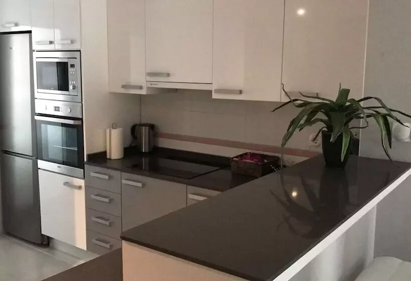 Hotelli Nova Beach Apartment