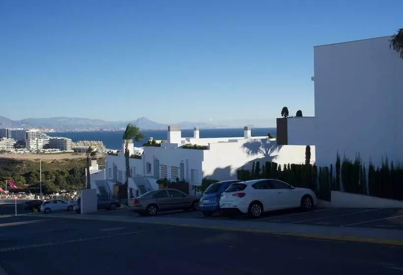 Hotelli Nova Beach Apartment