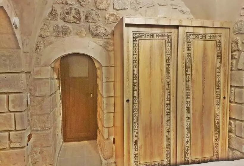 هتل Stone Boutique