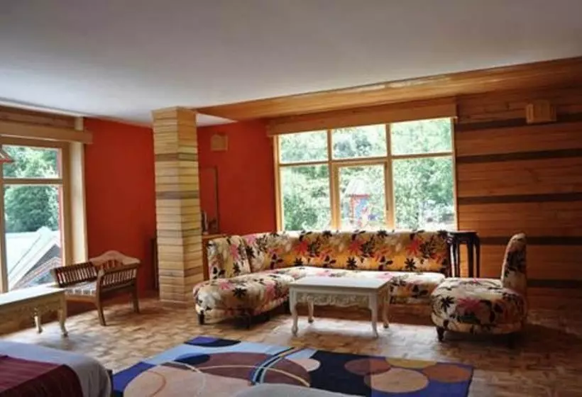 Hotelli The Apple Orchard Retreat