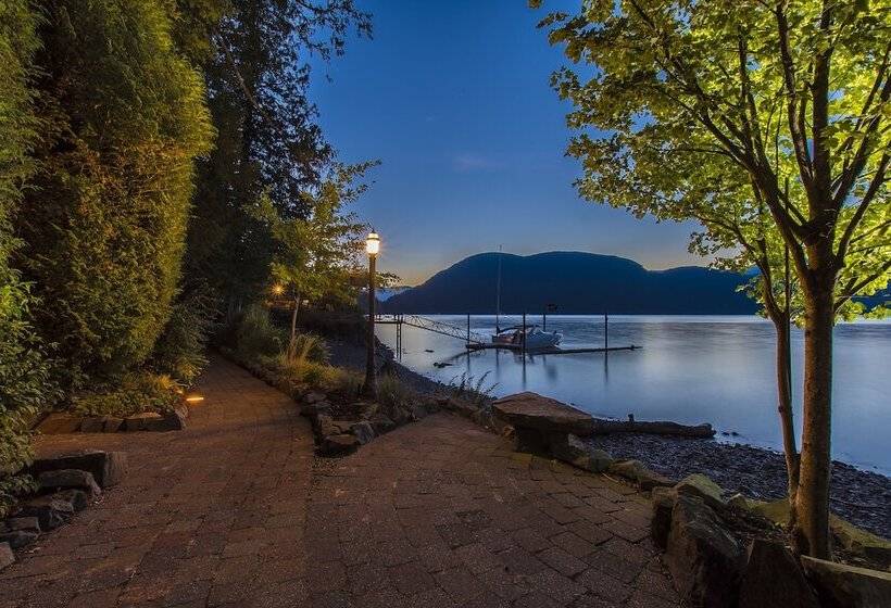 酒店 The Lodge On Harrison Lake