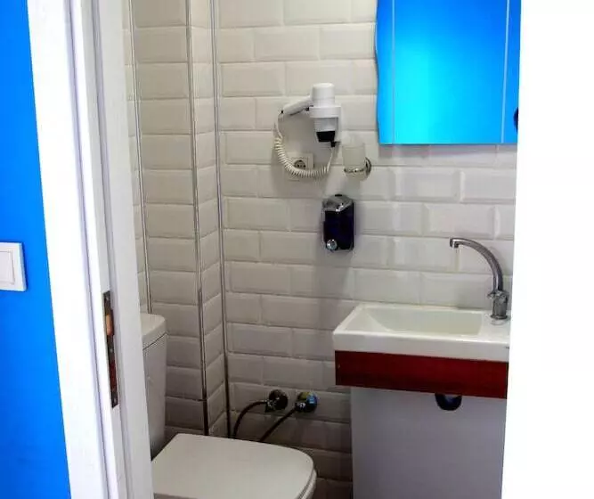 هتل Turhan Pansiyon