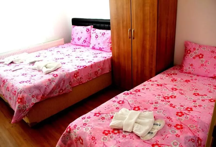 هتل Turhan Pansiyon