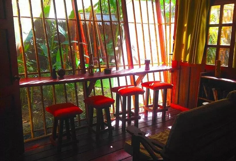 Hotelli Uva Blue Jungle Villas