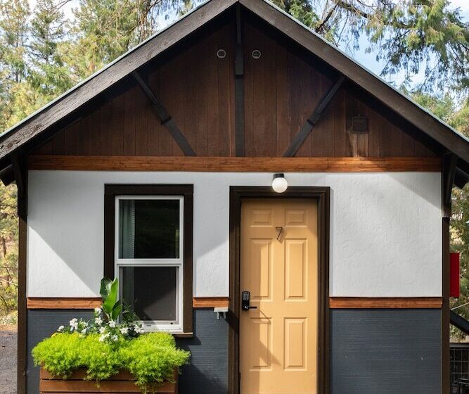 مُتل Loge Leavenworth Riverside