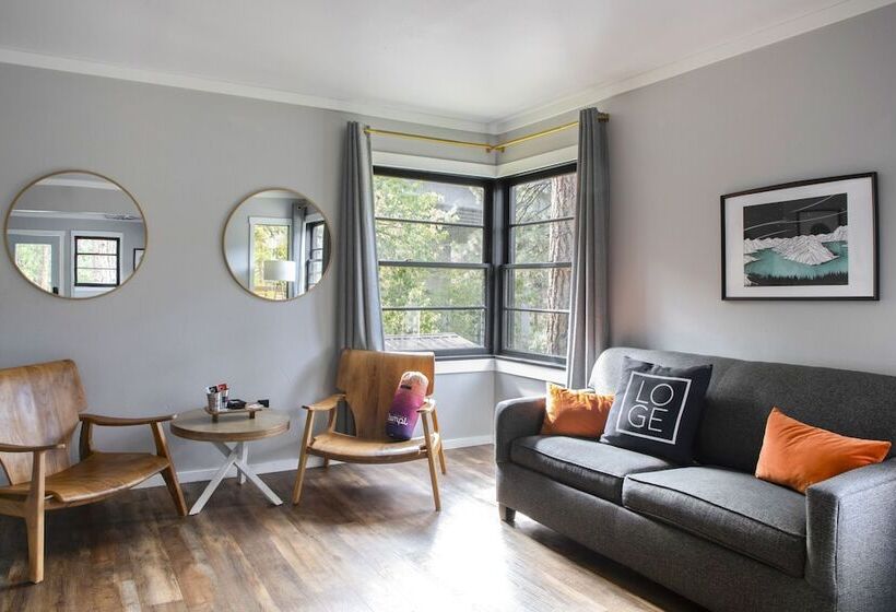 مُتل Loge Leavenworth Riverside