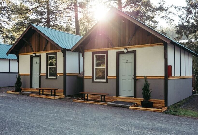 مُتل Loge Leavenworth Riverside