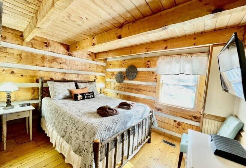 Olde Tyme Way Cabins 3526