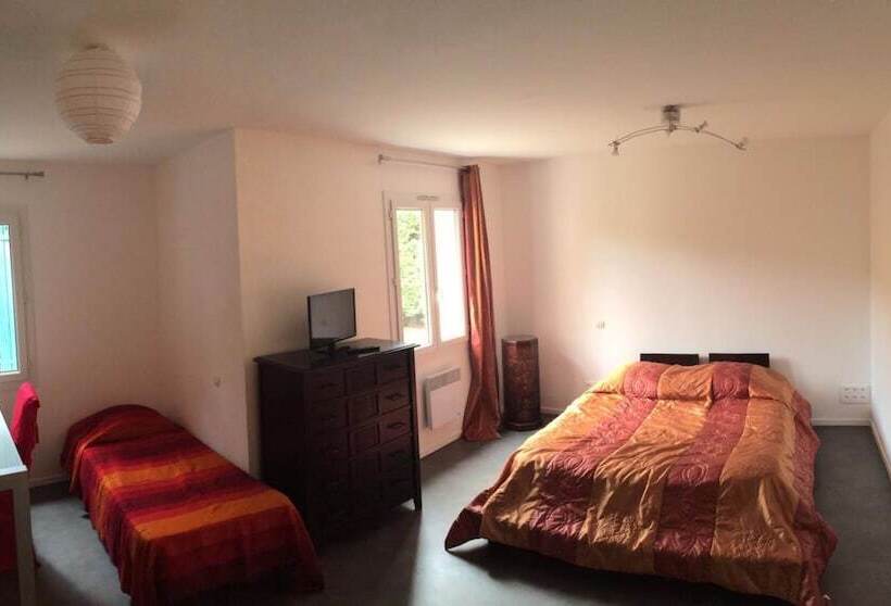 بنسيون Chambres Les Passiflores