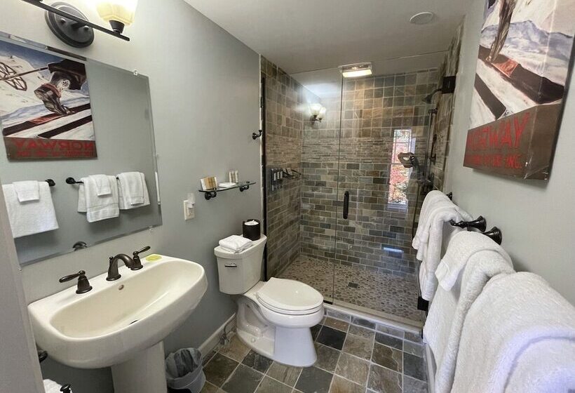 膳宿费 Snow Goose Inn