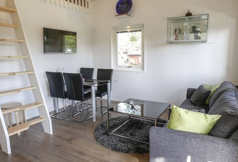 استراحتگاه Dragsö Camping & Stugby