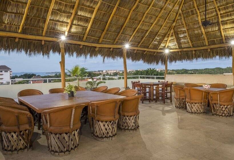 旅馆 Punto Mita Eco Surf Suites & Café