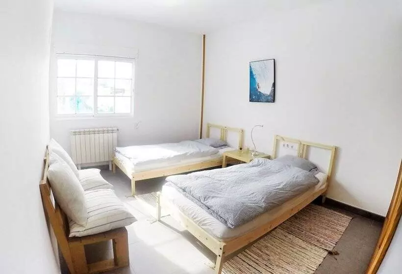 Artsurfcamp   Hostel