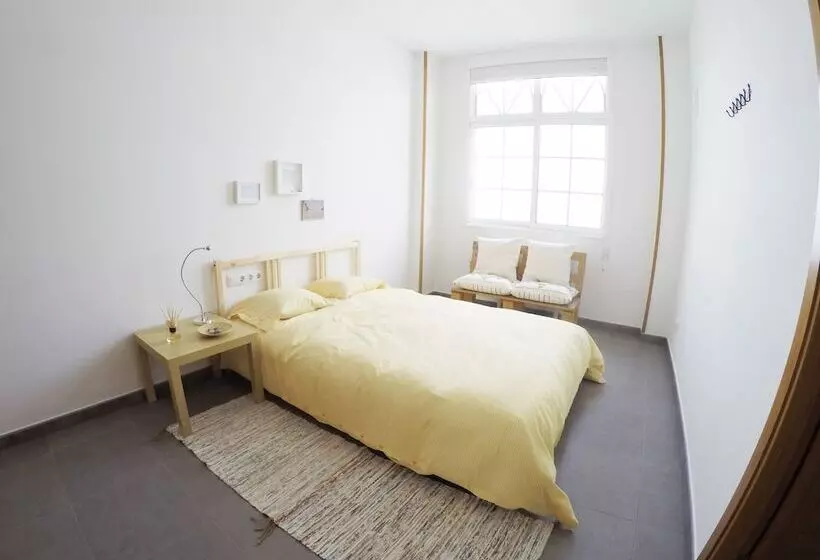 Artsurfcamp   Hostel