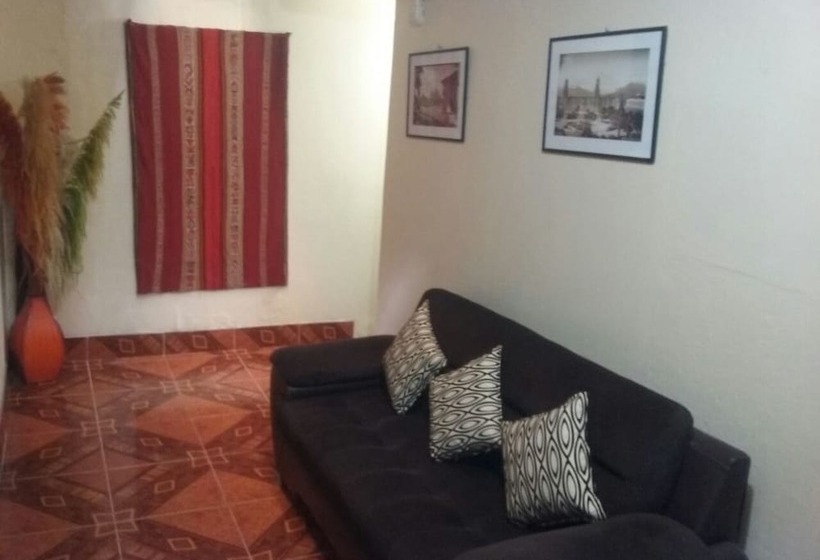 تختخواب و صبحانه Don Andre