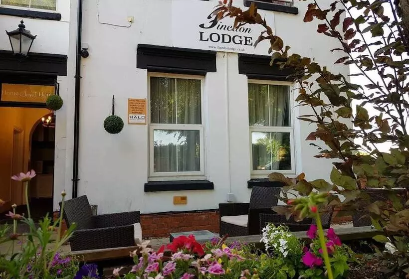 Aamiaismajoitus (B&B) Finedon Lodge