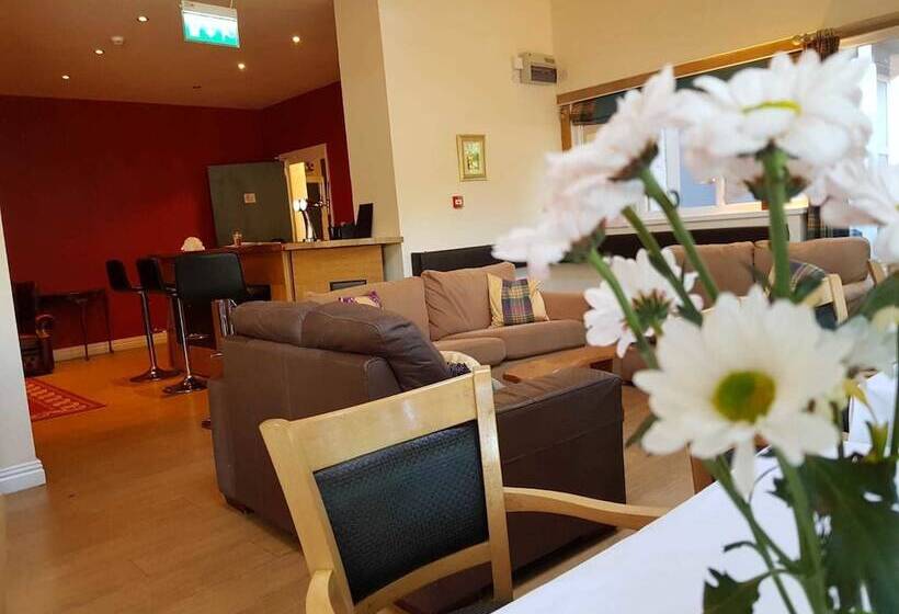 ベッドアンドブレックファースト Finedon Lodge