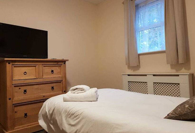 ベッドアンドブレックファースト Finedon Lodge